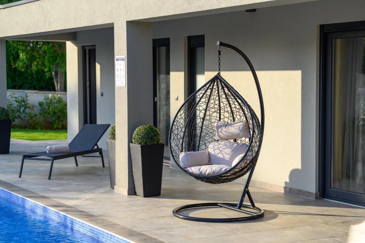 Villa Nobu Mali Vareški Exteriér fotografie