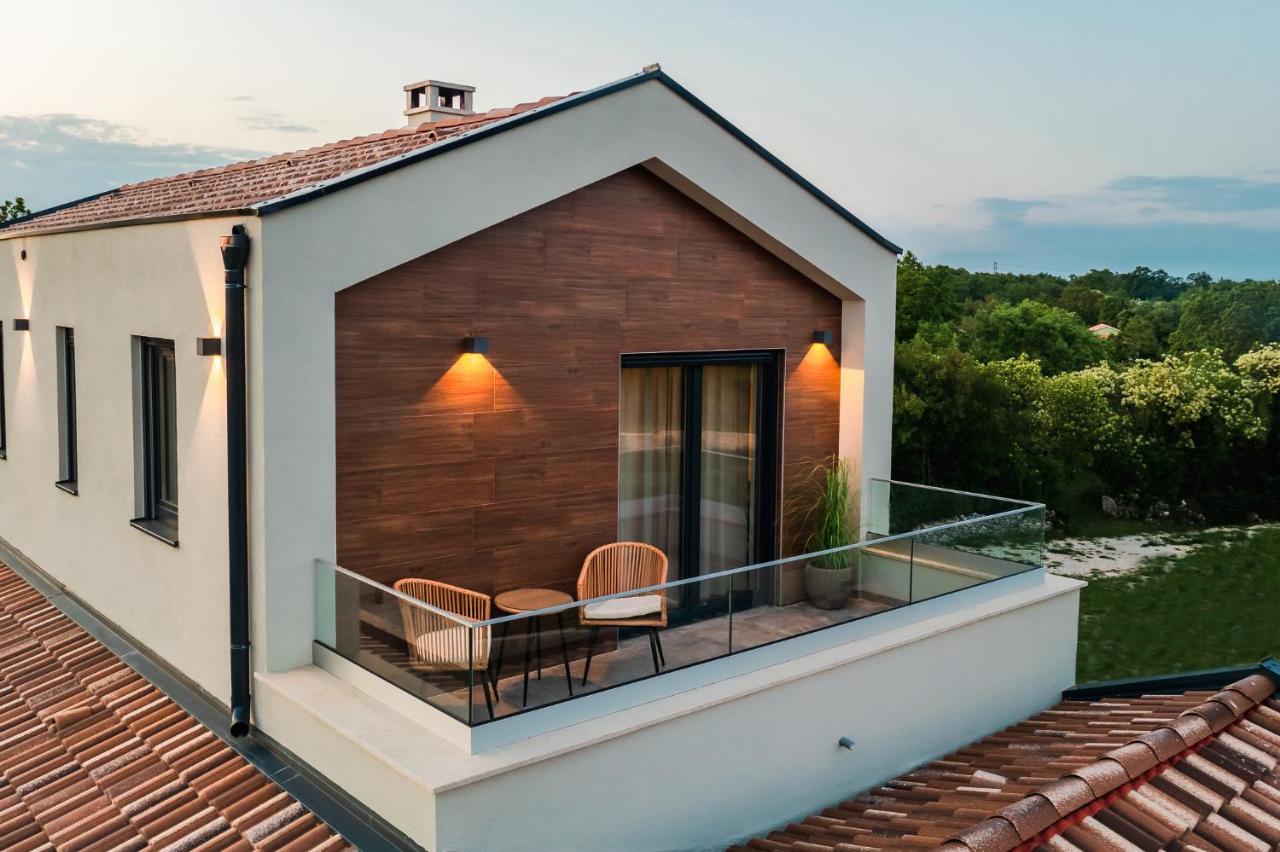 Villa Nobu Mali Vareški Exteriér fotografie